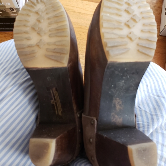 Booties - Picture 3 of 4